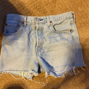 NWOT Levi’s Shorts